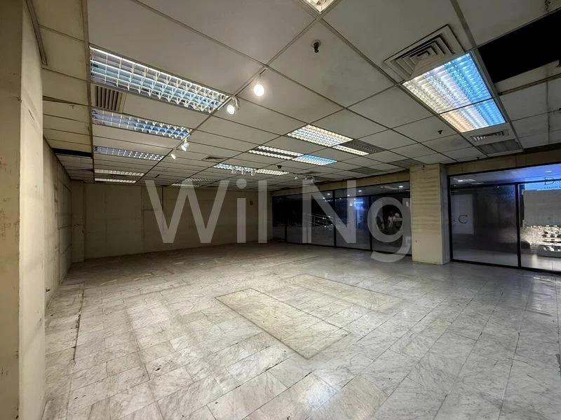 Shop / Shophouse for Sale in  Lucky Plaza - Image 5